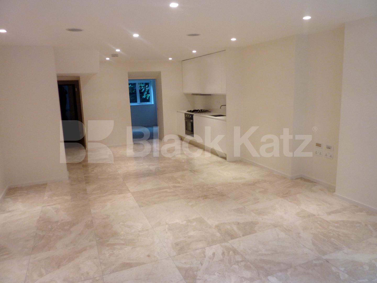 			 LET WITHIN 48HRS!, 1 Bedroom, 1 bath, 1 reception Flat			 Albert Street, CAMDEN / REGENTS PARK